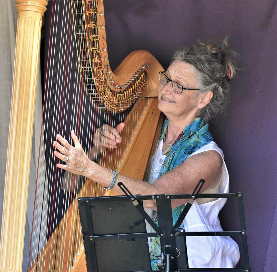 For Love of Harp - Gianetta Baril